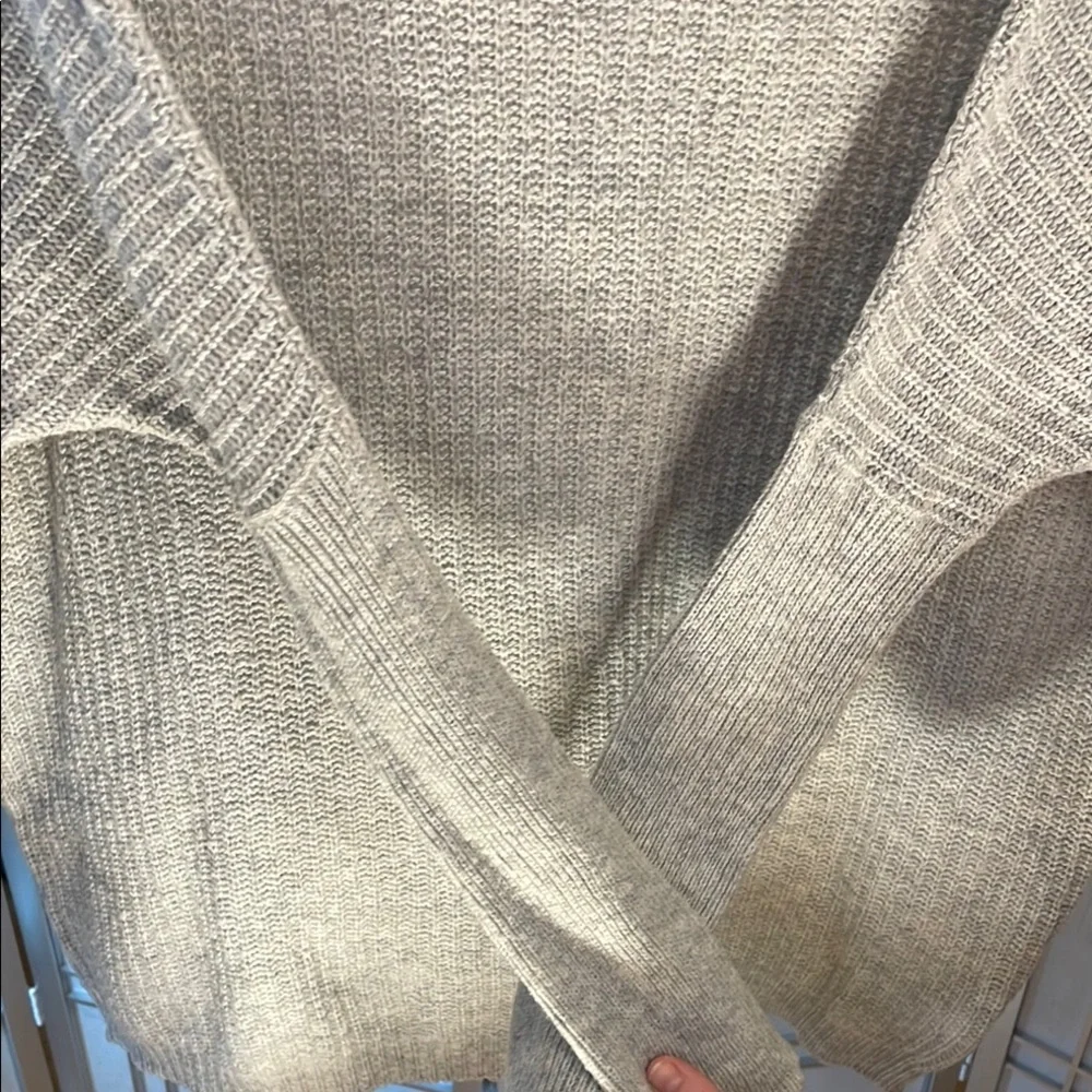 *Gray Women's Sweater Size Xl  by Confess - Picture 3 of 4